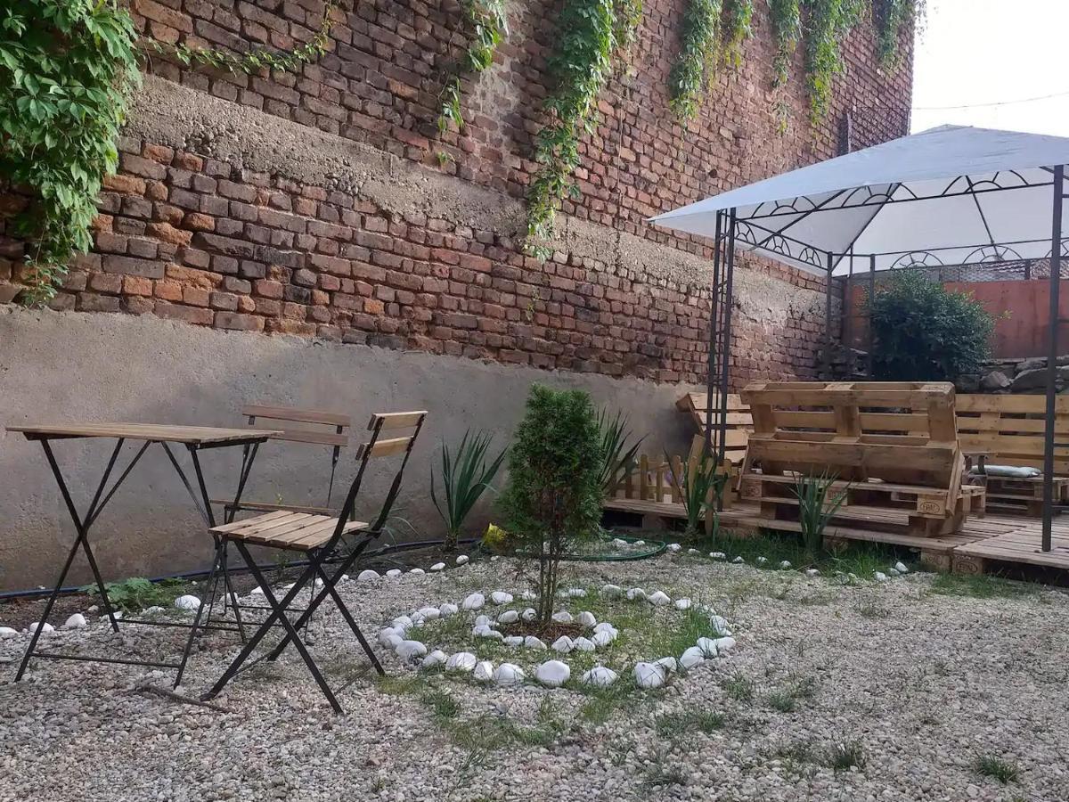 Entire Central House With Guest Rooms & Garden Sofia Extérieur photo